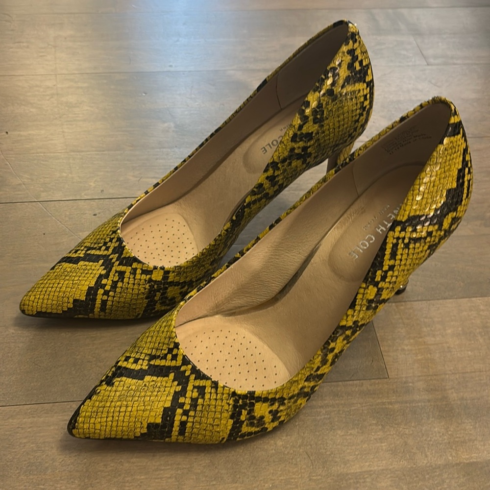 New w/o box Kenneth Cole Riley 85 Snakeskin pumps 9